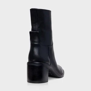 BOTA TIMELESS SALTO BLOCO COURO PRETO - CARRANO