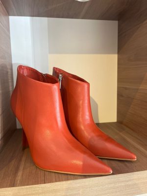 BOTA EM COURO NA COR TERRACOTA - CARRANO